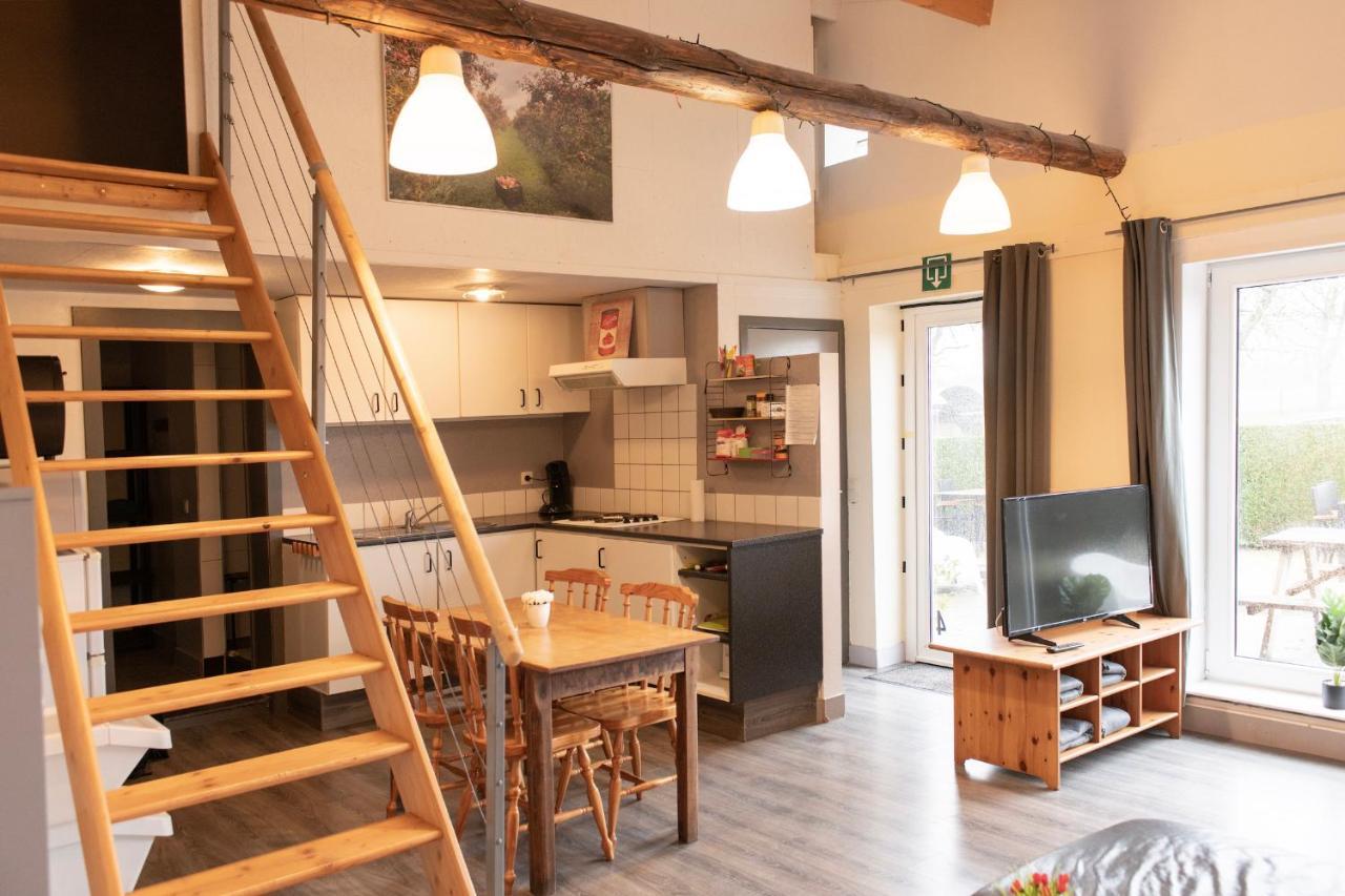 De Smishoeve Met Kinderpret, Dieren En Wellness Heers 외부 사진